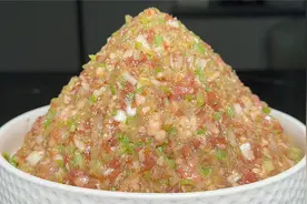 猪肉萝卜饺子馅，好吃有技巧，教你不一样的做法，带汤汁带肉丸