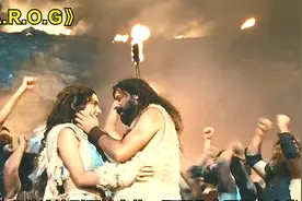 男人意外流浪到一座原始岛屿，娶了八个原始女人当老婆，喜剧片视频封面