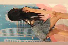 古灵精怪小女孩（正常舞蹈动作无不良引导）视频封面