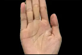 女人手相这里漏缝，即使亿万家财，也会付诸东流视频封面