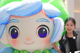 电视也有AI大模型？能做题还能AI绘画！AWE2024走进长虹展厅视频封面