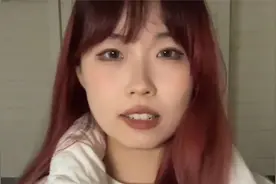 武汉女大学生地铁被猥亵！拥挤时感觉腿部被顶，裤子上有不明液体视频封面