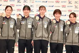 发自肺腑！孙颖莎统治力十足，伊藤美诚由衷鼓掌，彻底被打服视频封面