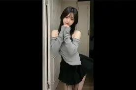 热辣滚烫 美女热舞AI美女视频封面