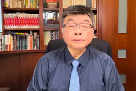 两岸又起风波！昨晚澎湖渔船越界违法捕捞，大陆海警船扣船抓人⋯视频封面