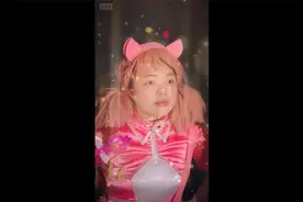 挑战给没啥恋爱经验的闺蜜拍100部爱情片！