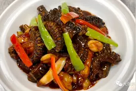 它是“补肾王中王”，男人对自己好点，多吃补肾生精，壮阳又强腰