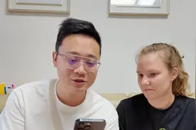 200多万粉丝拍视频能赚多少钱？老公大揭秘，媳妇听了竟不敢相信