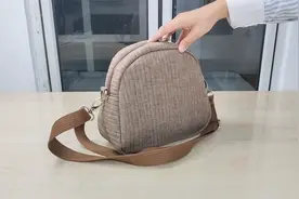 自从学会这样做斜挎包，我立马就做了一个，精致而且实用视频封面