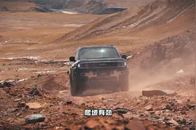 人生是旷野而非轨道，用脚步去丈量大地，希望你我炙热且自由视频封面