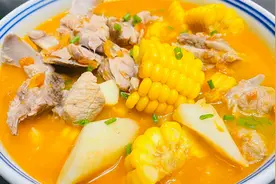 冬天要多给家人做这道排骨汤，3种食材一起炖，清甜好喝，有营养视频封面