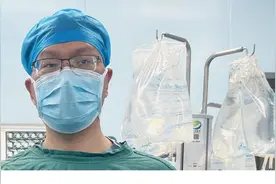 三个拉伸动作改善腰酸背痛，特别适合腰肌劳损人群，练起来吧！