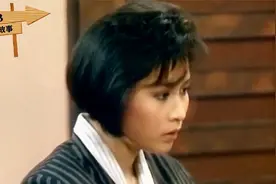 “北姑”港星的辛酸往事：刘嘉玲考了三次TVB训练班，被嘲笑土！视频封面