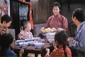 光棍娶了个带着三个孩子的寡妇，日子越过越红火