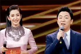 黄渤被各路明星当众刁难，他金句频出化解尴尬，不愧高情商天花板视频封面
