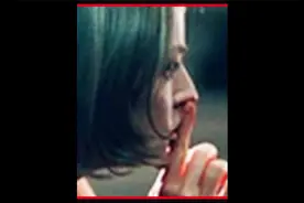 女人半夜上厕所时，却从监控看到陌生人闯入家中视频封面