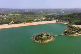 航拍十三陵水库视频封面