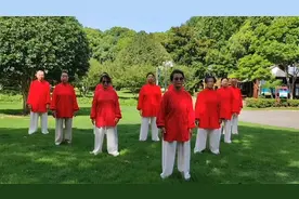 杨氏太极拳第一段，配上背景音乐《南湖红船》，好听极了