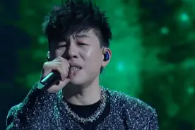 胡彦斌一嗓子将自己逼成绝唱，《月光》难度就连林俊杰也曾翻车！视频封面