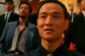 美女一席红衣，简直惊艳，好看了.