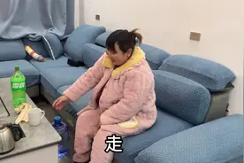 莎莎老公哥哥过生日，今晚去订蛋糕，莎莎说都关门了