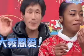 菲利丝老公终于出镜啦，杜兵难得和菲利秀恩爱，真的好甜哦视频封面