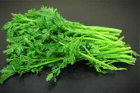 蒸茼蒿，到底是加面粉还是加米粉，怎样蒸才松软好吃入味不粘不坨