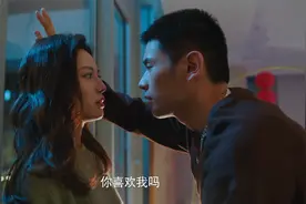 生活在别处的我：夏果无缝衔接小奶狗，她是真的饿麻了视频封面