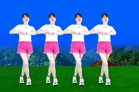 网友点播广场舞《小生活呀小快乐》放松心情，开心快乐每一天