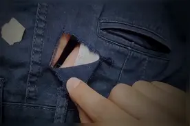自己就可以完美无痕修复牛仔裤破洞 牛仔裤怎么修补 修复裤子破洞视频封面