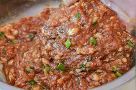 饺子馅想好吃调馅有诀窍，酒店配方秘诀全公开，鲜嫩多汁馅香味美