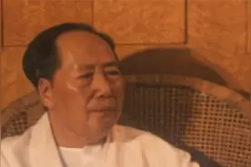 1956年毛主席警卫田云毓哭诉工资低,毛主席:你看多少合适？我批！