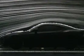 为什么轿车没有后雨刮但SUV都有？空气动力学了解一下视频封面