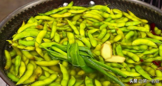 鑰佽瘽锛氬鍚冭眴锛岃儨杩囪倝锛佸缓璁鍚?绉嶈眴锛屼綆鐑噺楂樿泲鐧斤紝鍒笉鎳傚悆