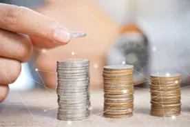 今明两年，千万不要随便存定期存款，银行人员：三个原因太现实图片