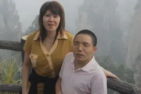 现实版武大郎！高1米4的亿万富豪，每月给妻子两万，却被她杀害图片