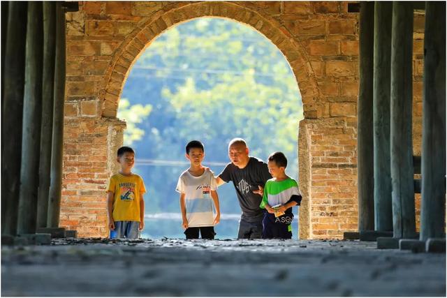 ���߽��ϸ� �������á���ȫ����Ӱ��չ�ɷ���Ӱ