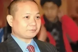 重庆富豪郭家富：曾豪掷6000万为员工买房，破产后靠众筹治病图片