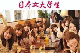 日本大批女生，为何做风俗娘？民风开放加消费高，去风俗店渡难关图片