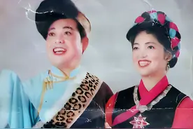 耿莲凤和张振富 令人难忘的好搭档 如今一个仍在歌唱 一个已去世24年图片