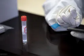 核子基因背后的主人们张核子、张珊珊、巴颖：别听网上阴谋论图片