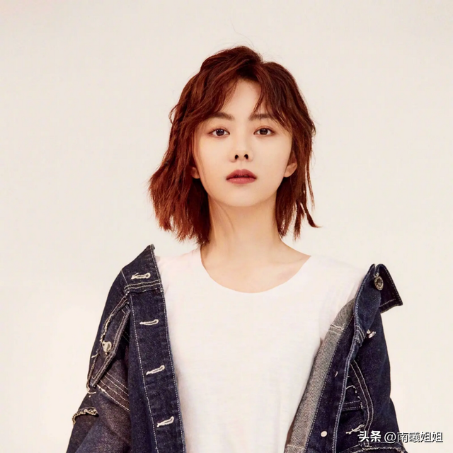 今年流行一种发型叫"过耳不过肩",洋气又减龄,圆脸也适合