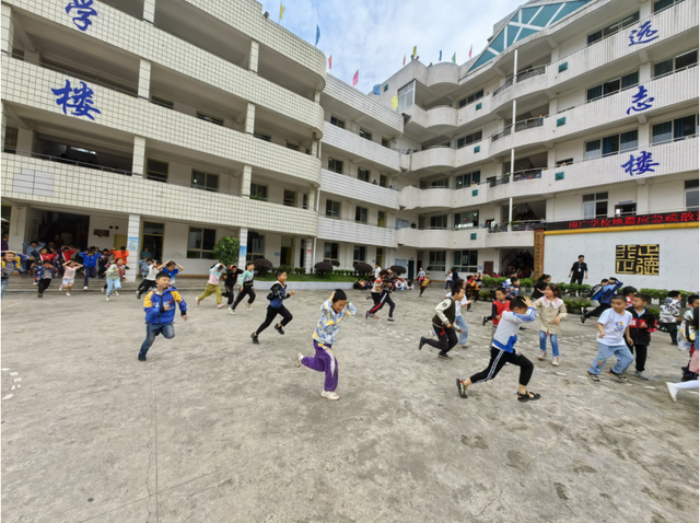 四川省民生研究会新媒体中心-官网