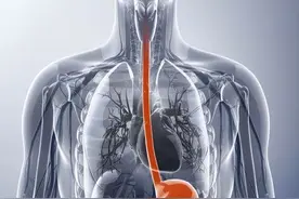 喉咙痛不一定是上火引起的，出现这4种症状，可能是癌症的信号图片