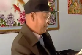 67岁大爷相亲速闪婚，试婚同居13天吓跑大妈？图片