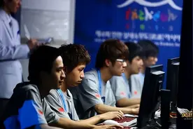 LOL：中国WE！WE战队两次全员入选中国代表队为国出战图片