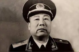 抗战胜利后，中共“向北发展”进军东北的重大战略是怎样提出的图片