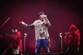 暂停3年，周杰伦嘉年华巡回演唱会下月回归，倒计时一个月图片