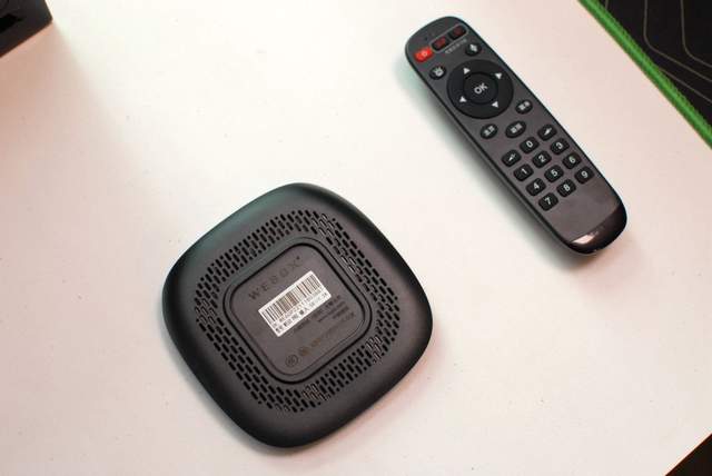 看个电视太费劲？试试泰捷WE60Pro电视盒子，打开就能看