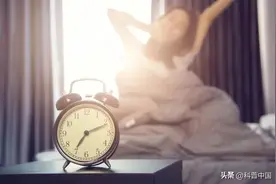 早起和睡前的 “短命”习惯，越早改掉越长寿！图片